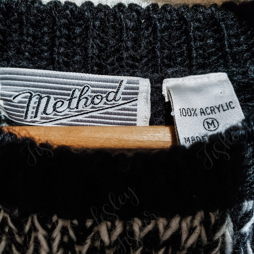 Vintage Method Sweater - Picture 3 of 3